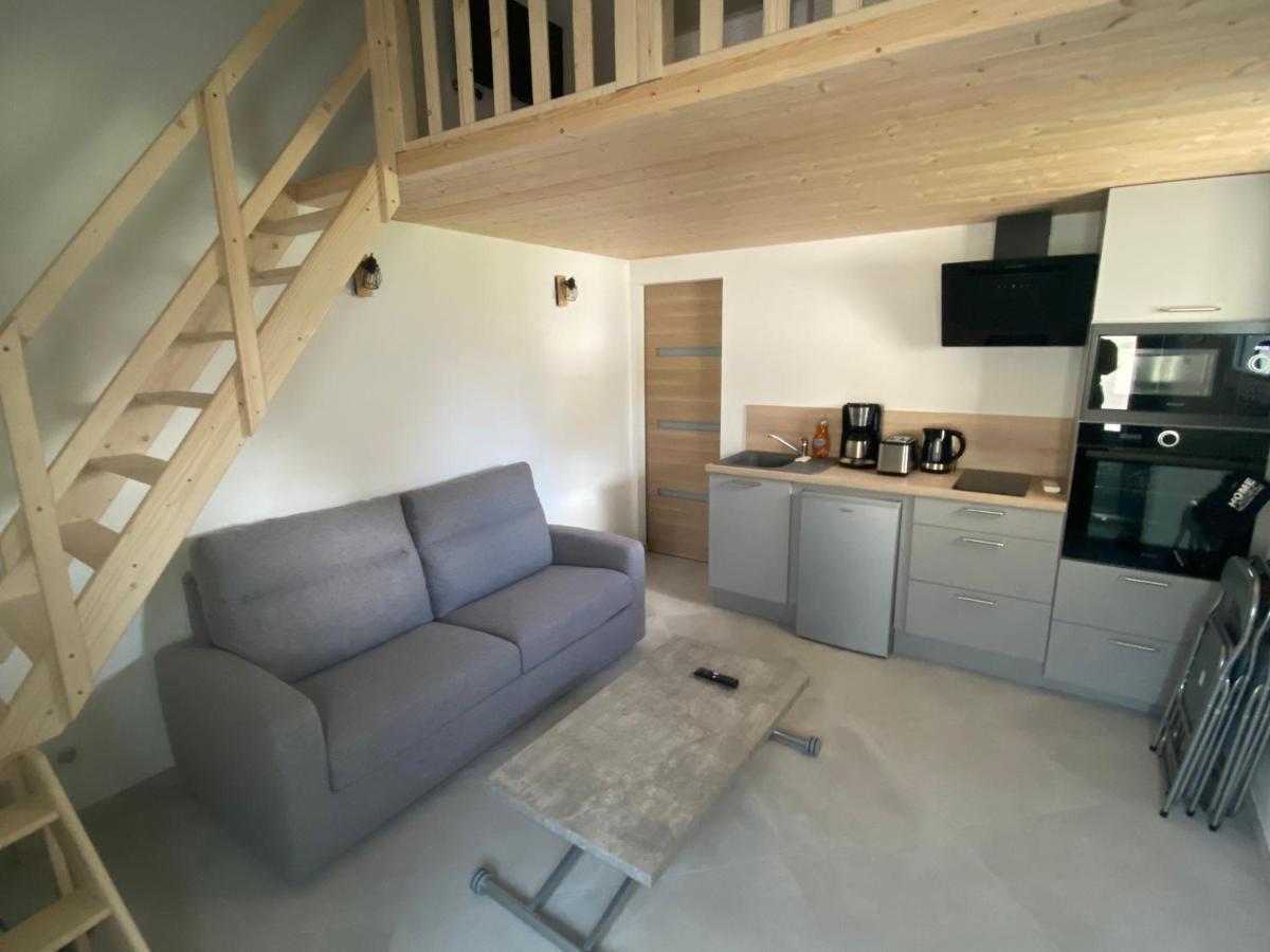 Studio Chez Mongery Landreville エクステリア 写真